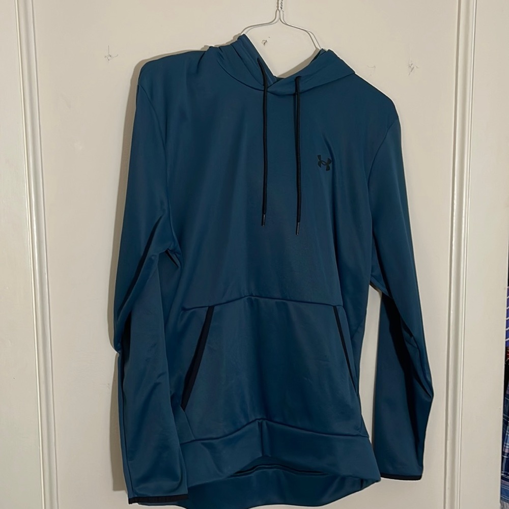 Large Under Armor dark blue hoodie